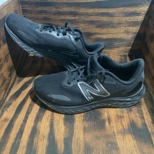 New Balance Fresh Foam Womens 9D Men 7.5 Shoes Arishi V4 Running‎ Black Sneakers